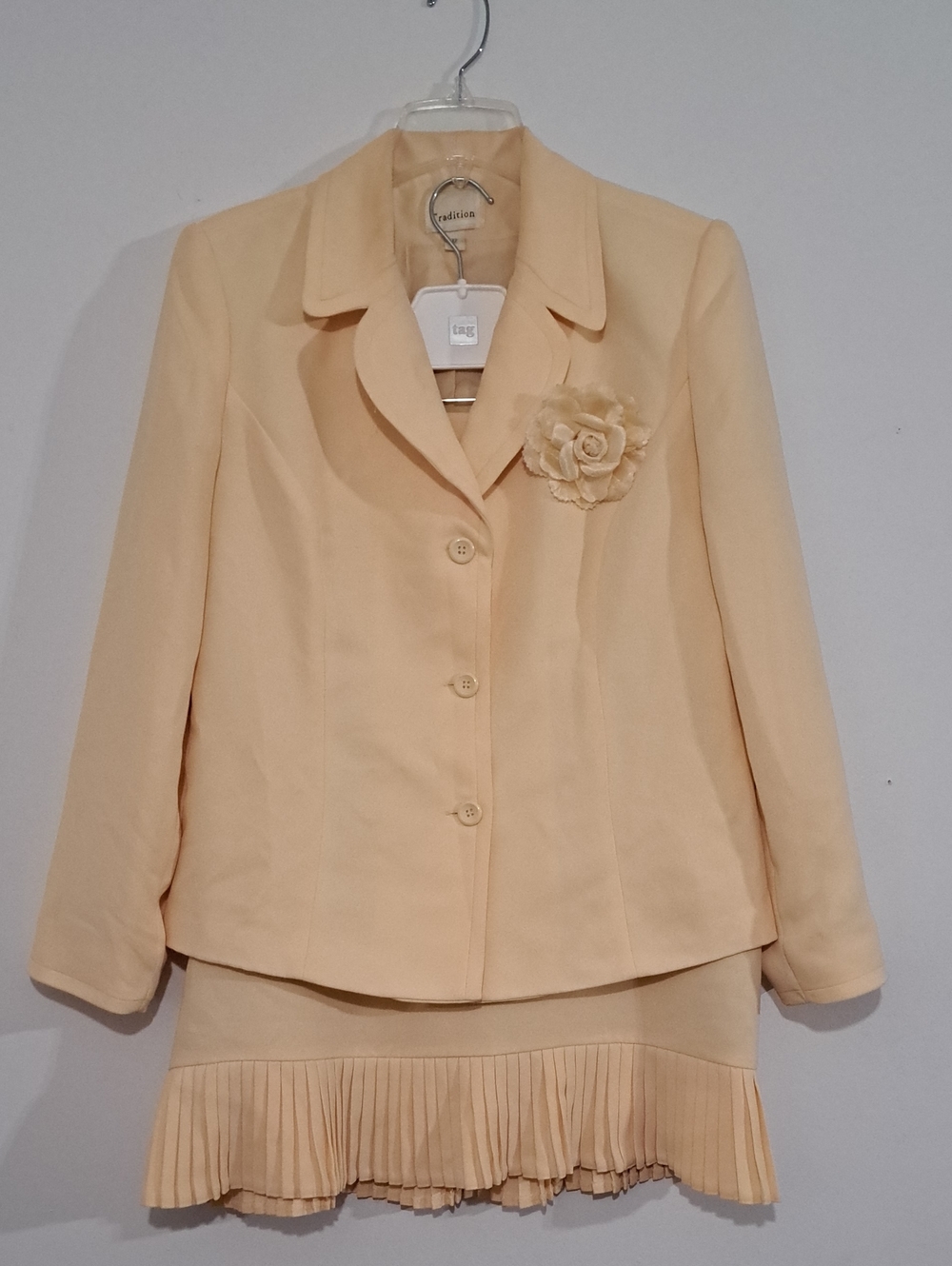 Cream Floral-Accent Women's Blazer and Skirt Set